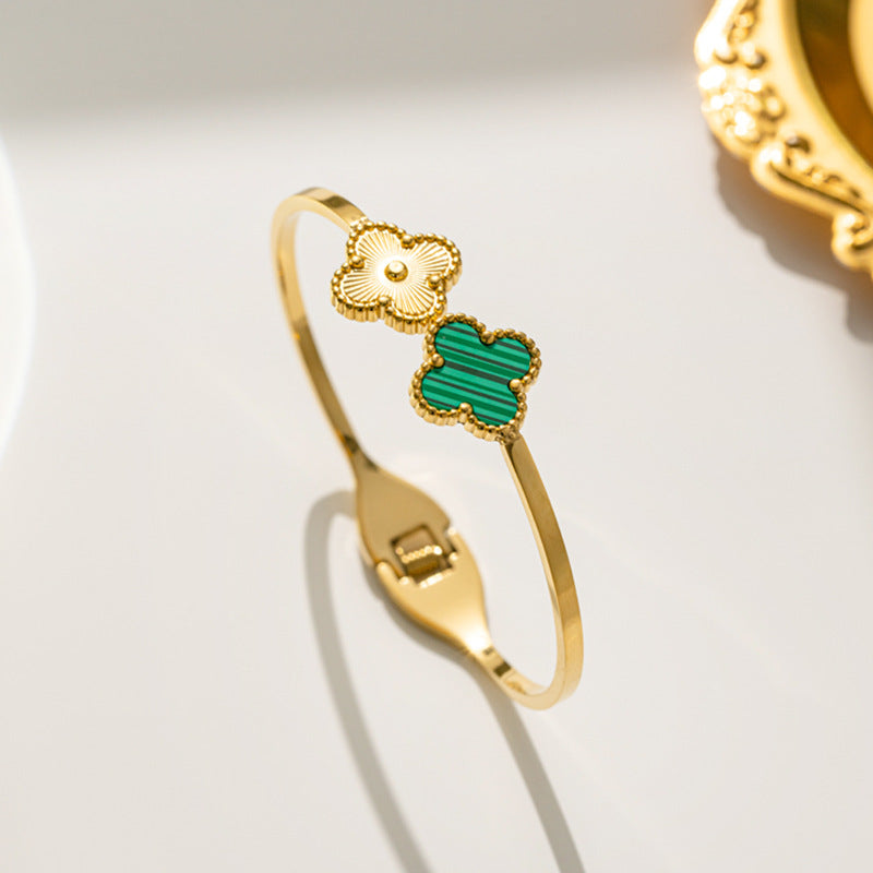 Clover /Gold bracelet II