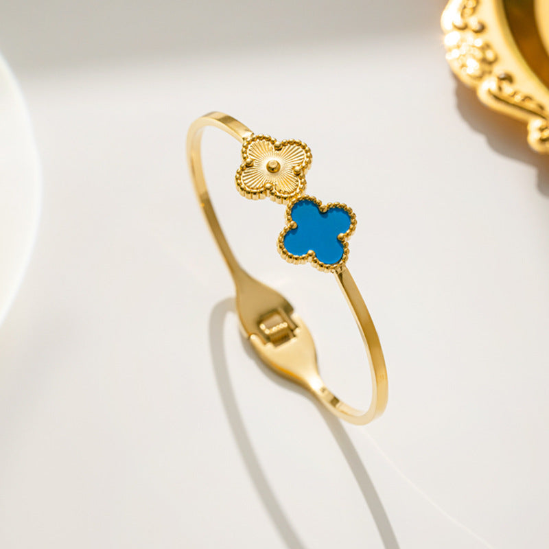 Clover /Gold bracelet II