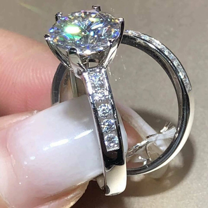 Elegant Diamond /ring